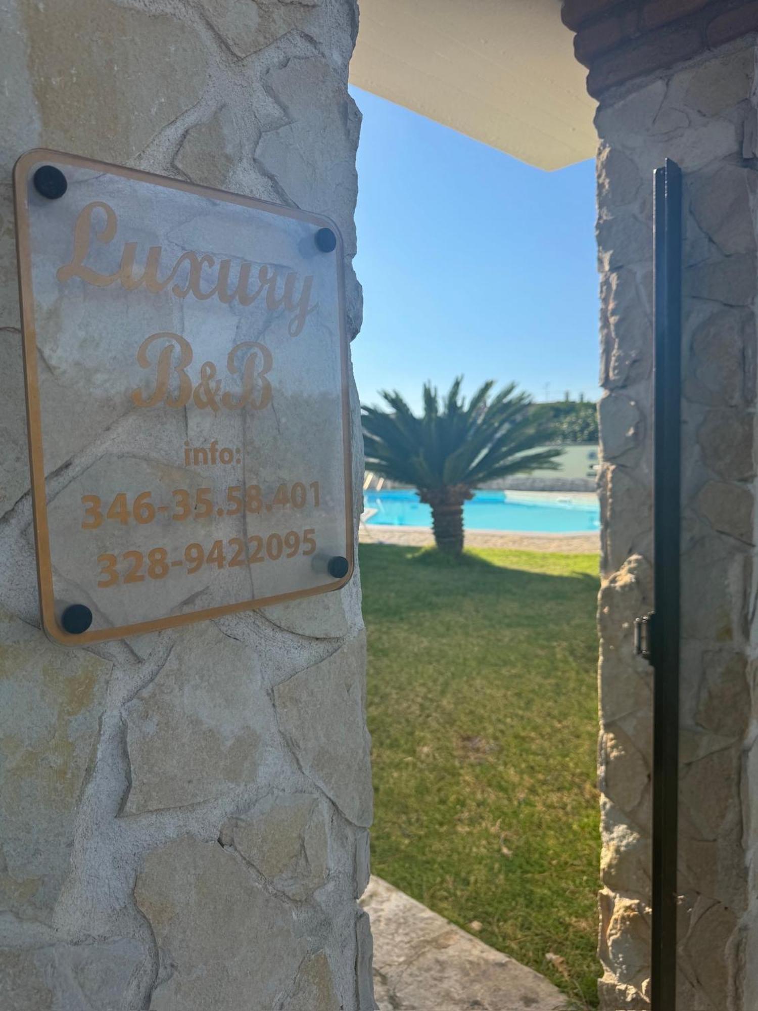 Luxury B&B Resort Анціо Екстер'єр фото